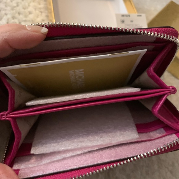 Michael Kors Pink Card Case - Picture 4 of 4